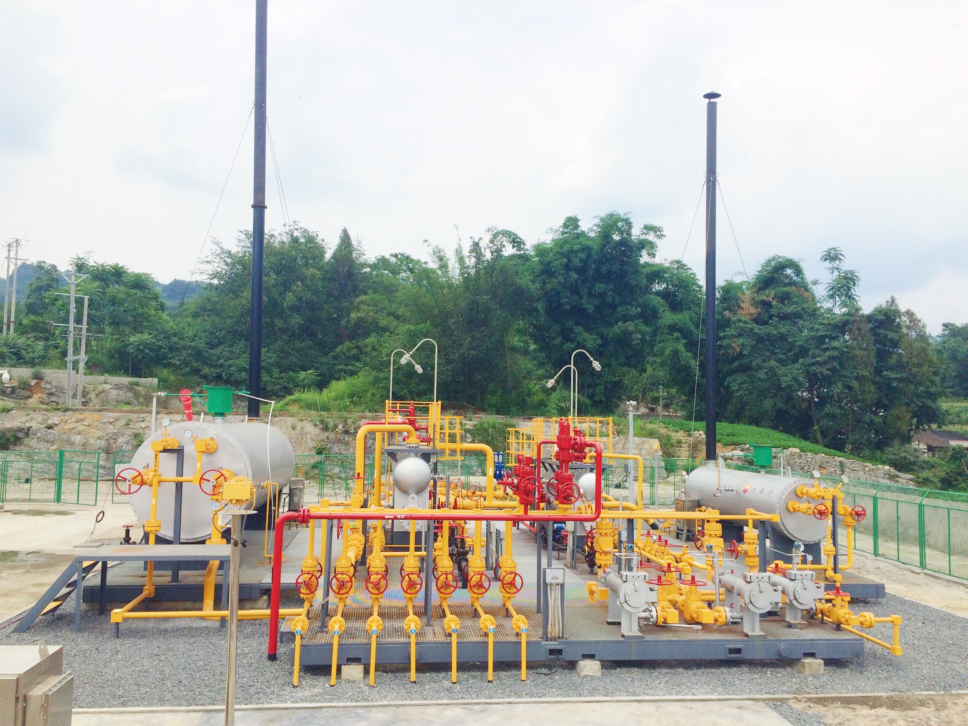 水(shuǐ)套加熱(rè)爐橇、氣液分(fēn)離(lí)器(qì)橇